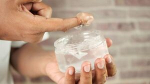 The Effects of Hair Gel and Hair Spray on Hair Loss